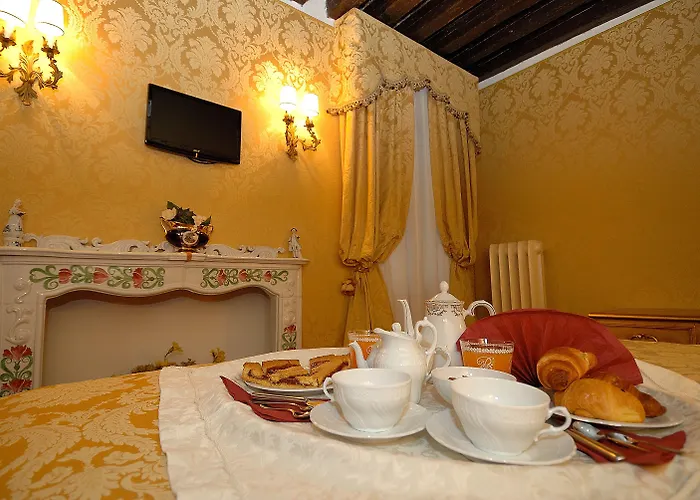 Residenza La Loggia Nocleg ze śniadaniem 4*