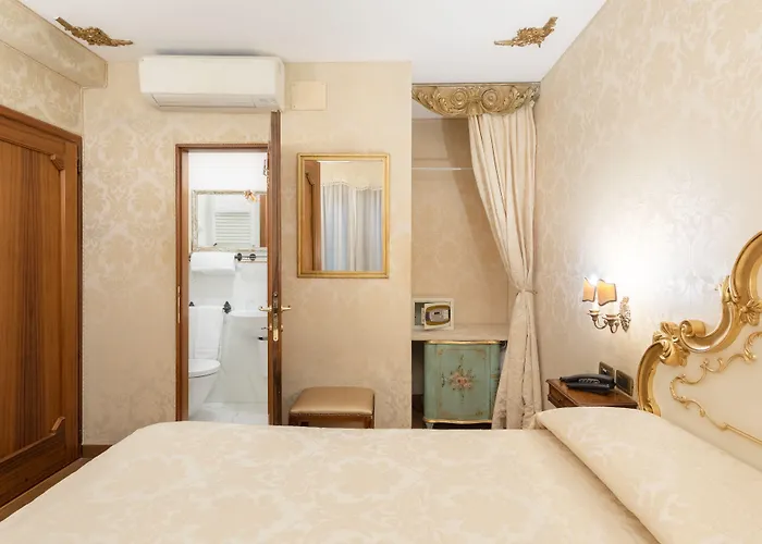 Nocleg ze śniadaniem Residenza La Loggia 4*
