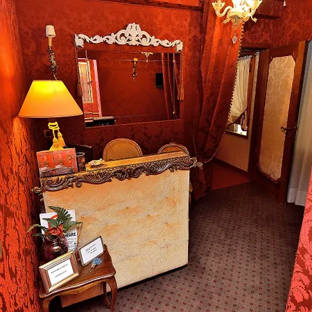 Frühstückspension Residenza La Loggia 4*