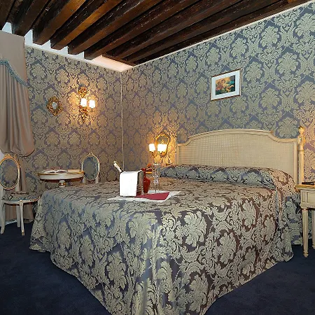 Residenza La Loggia Frühstückspension 4*