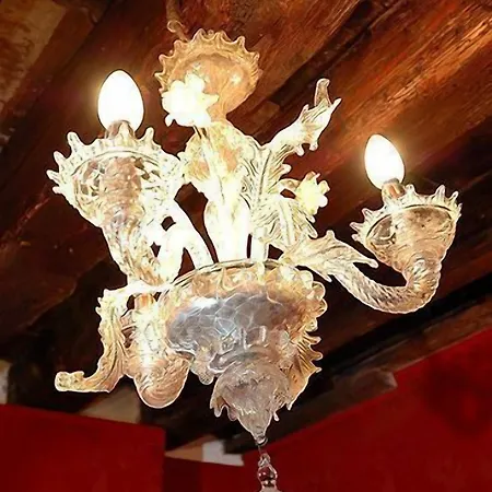 Alojamento de Acomodação e Pequeno-almoço Residenza La Loggia 4*