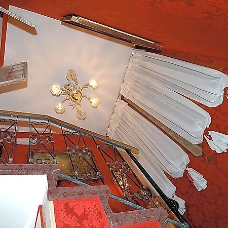 Bed & Breakfast Residenza La Loggia 4*