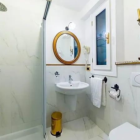 Bed & Breakfast Residenza La Loggia 4*