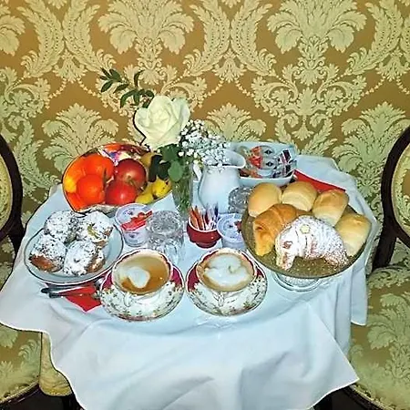 Residenza La Loggia Отель типа 