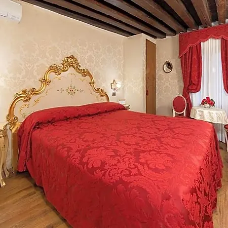 Residenza La Loggia Bed & Breakfast