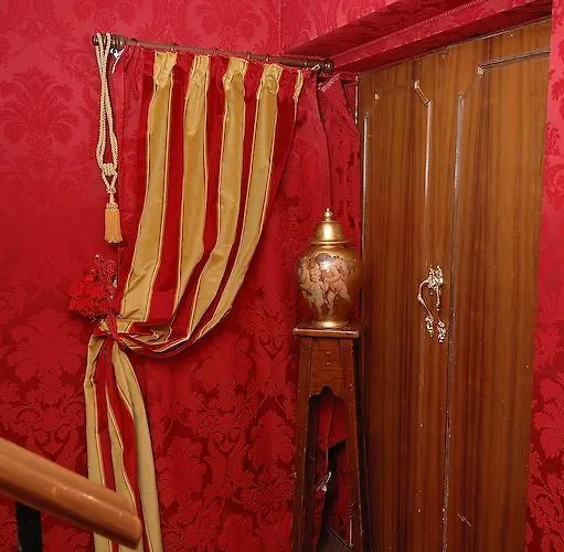 Alojamento de Acomodação e Pequeno-almoço Residenza La Loggia Veneza
