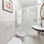 Residenza La Loggia Bed and breakfast 4*