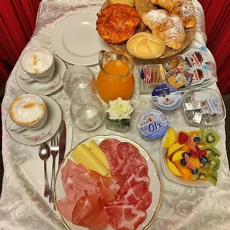 Residenza La Loggia Oda ve Kahvaltı 4*