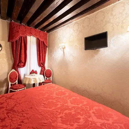Residenza La Loggia 4* Venedik