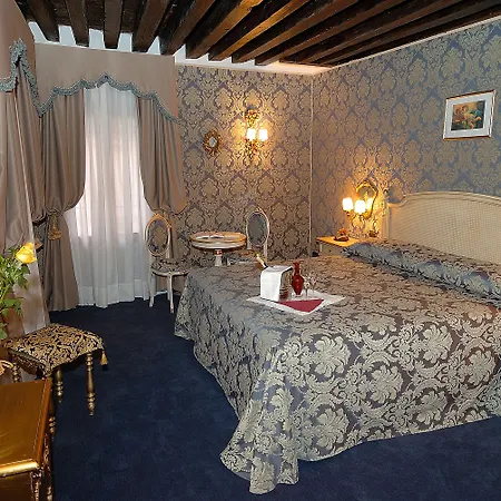 Residenza La Loggia 4* Venedik