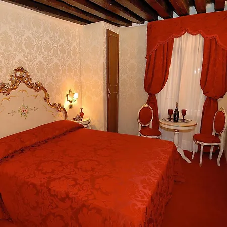 Residenza La Loggia Oda ve Kahvaltı