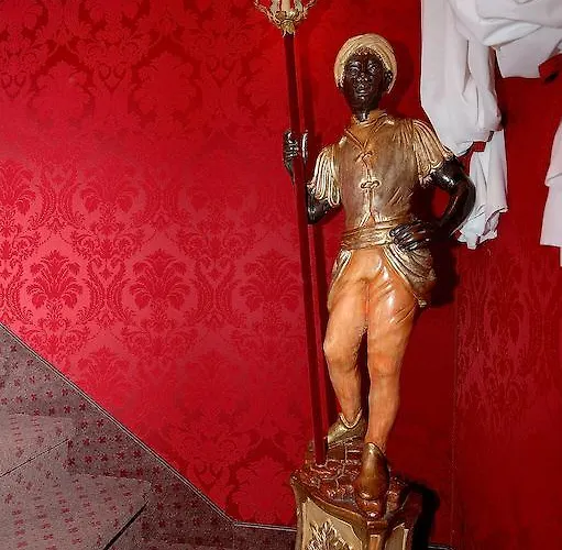 ريزيدينسا لا لوجيا