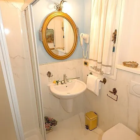 Bed & Breakfast Residenza La Loggia 2*