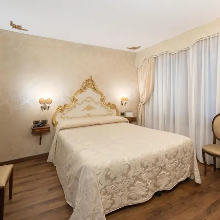 Residenza La Loggia Venice