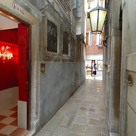 Residenza La Loggia Bed & Breakfast Venice