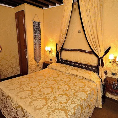 Bed & Breakfast Residenza La Loggia Venice